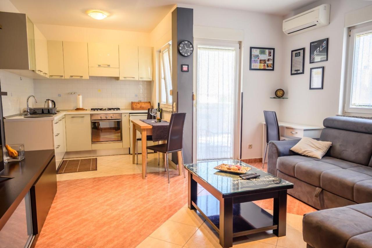 Apartment Charlie Rovinj Extérieur photo